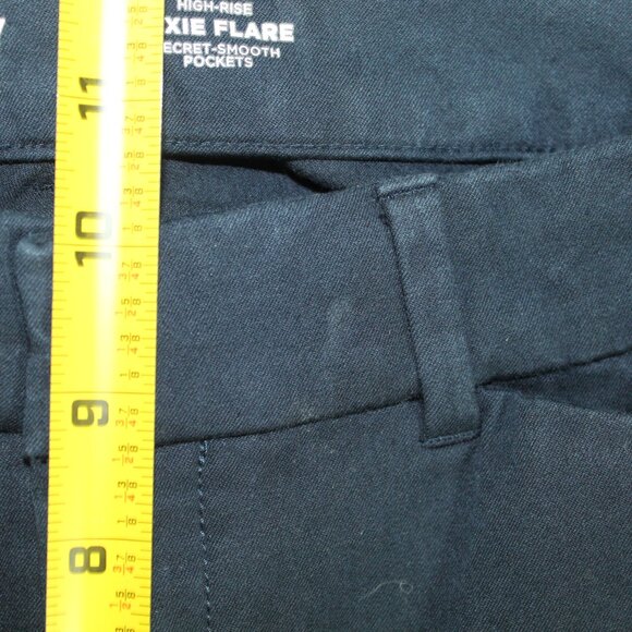 Old Navy High-Rise Pixie Secret Smooth Pockets Women's 10 Navy Blue Ankle Pants - Picture 5 of 7